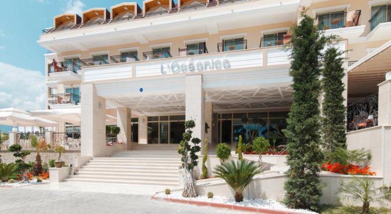 Loceanica Beach Resort Hotel