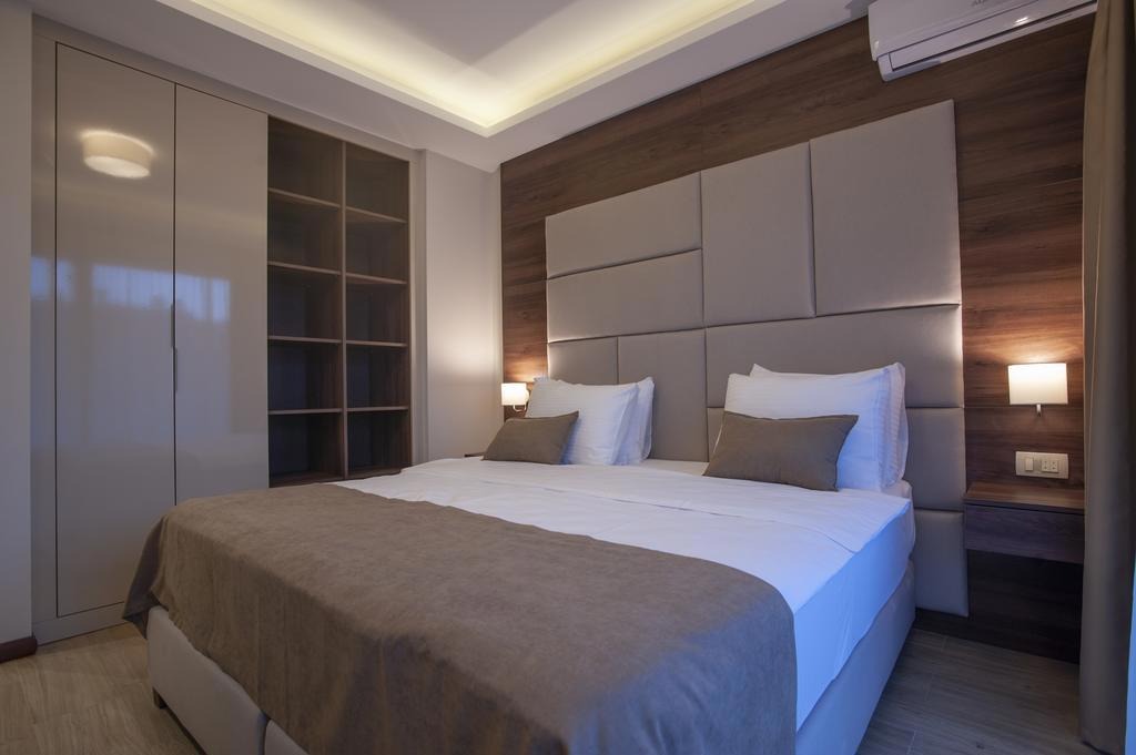 Hotel Twelve