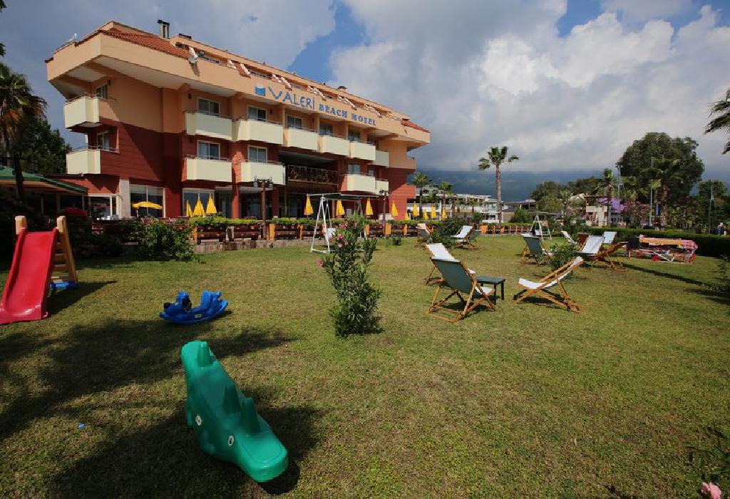 Hotel Valeri Beach