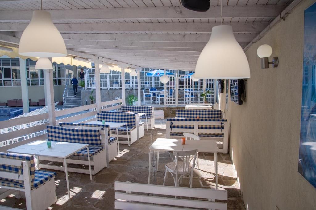 Hotel Ariana