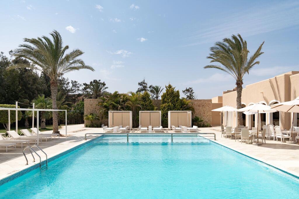 Almazino Hotel