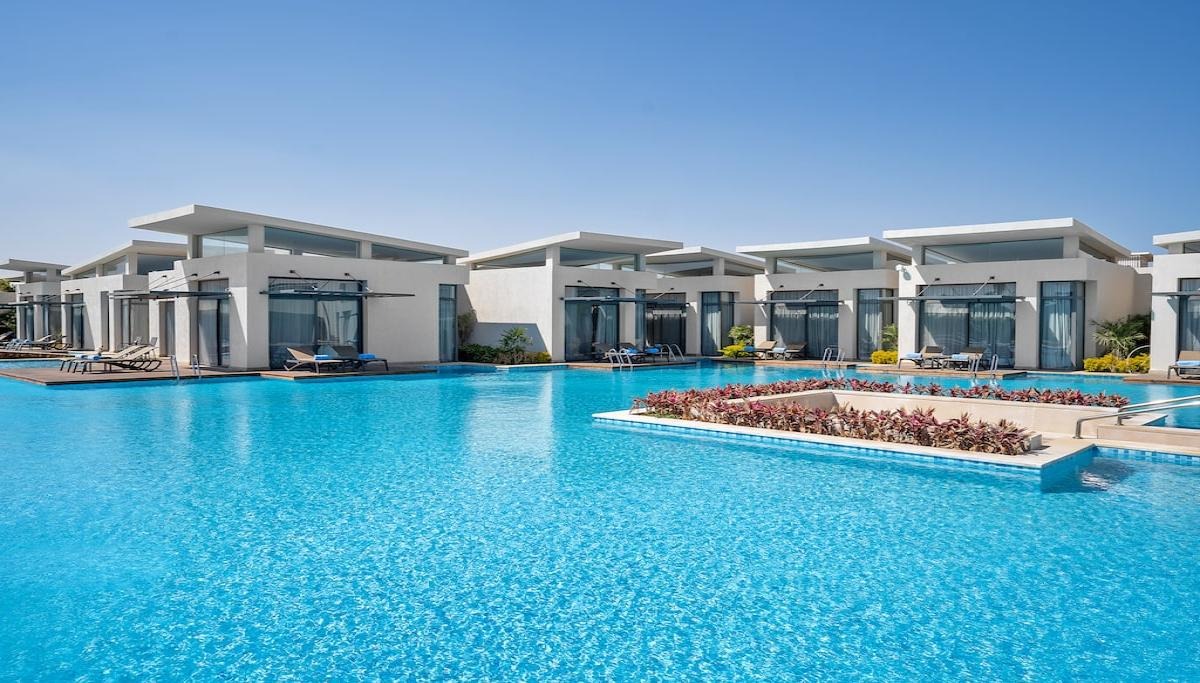 Rixos Premium Magawish Suites & Villas