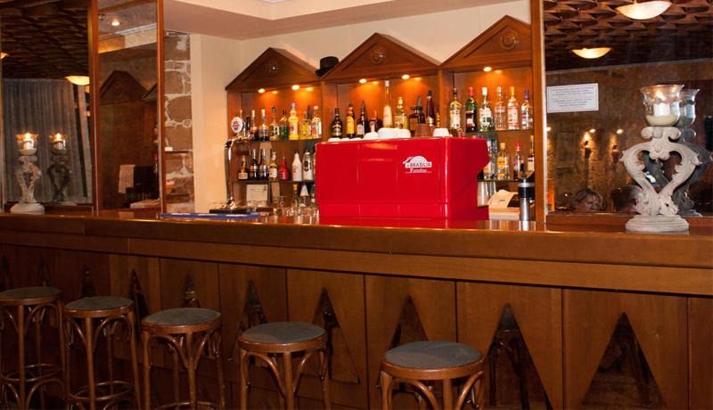 Pappas Hotel