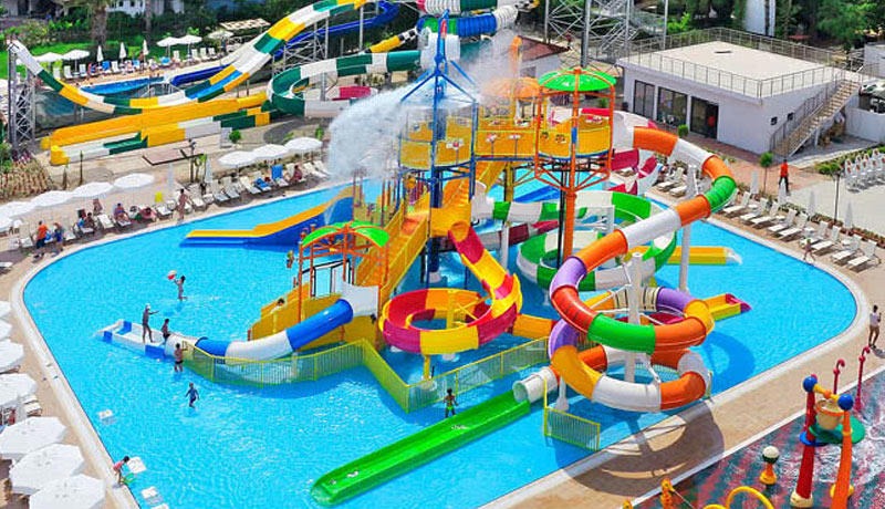 Club Aqua Plaza