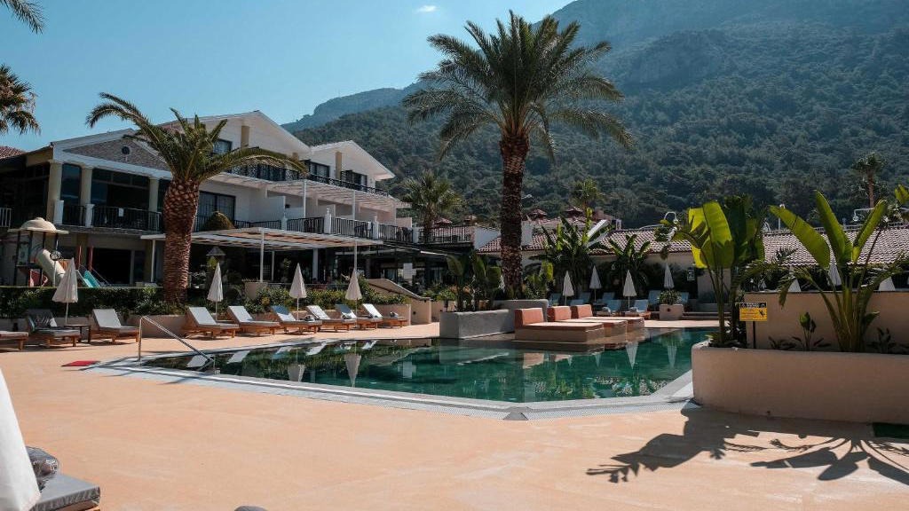 Karbelsun Hotel