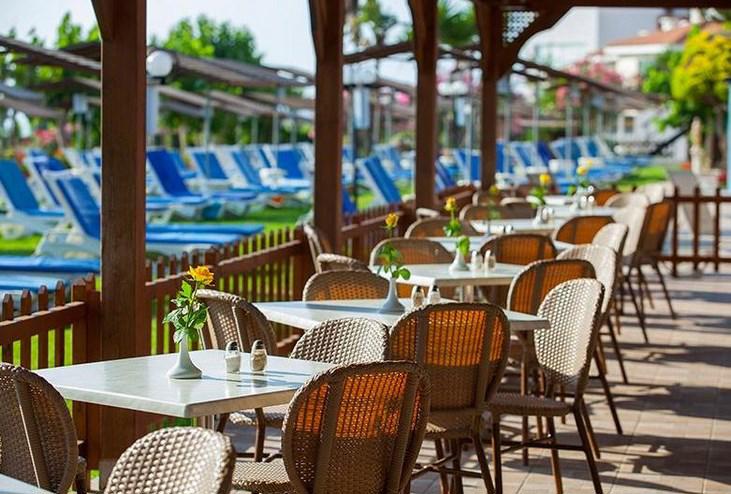 Hotel Cavo Maris Beach