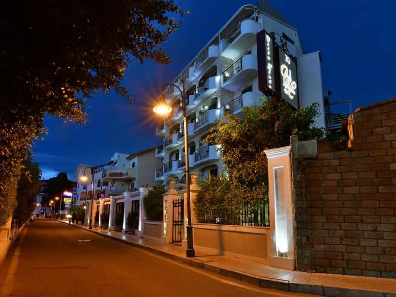  Hotel Villa Linda