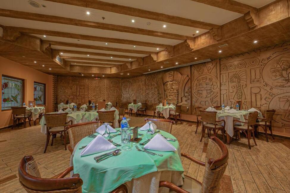 Hotel Titanic Palace Resort