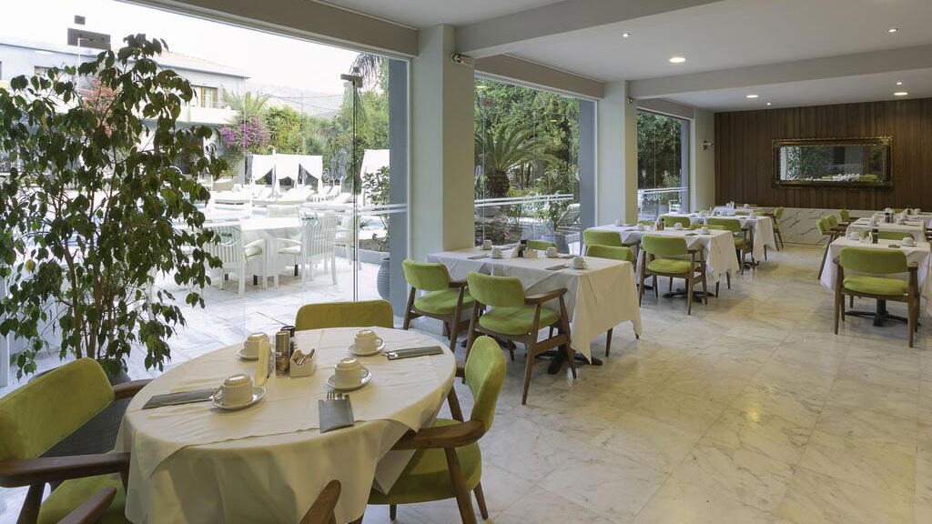 La Piscine Art Hotel