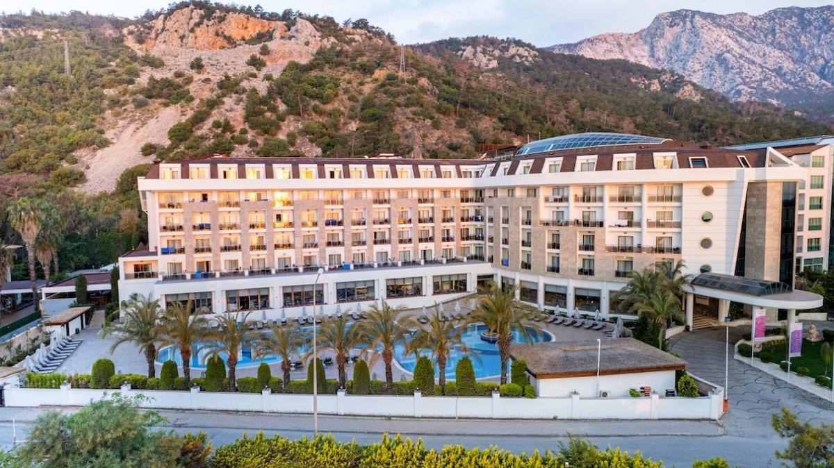 Sunland Resort Hotel