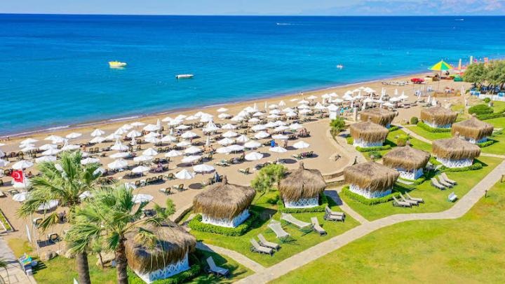 Crystal Flora Beach Resort