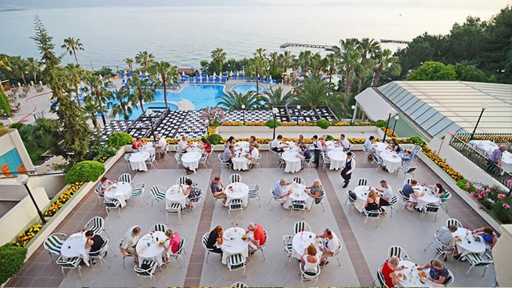 Fantasia Hotel de Luxe