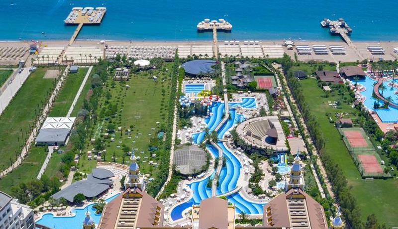 Royal Holiday Palace