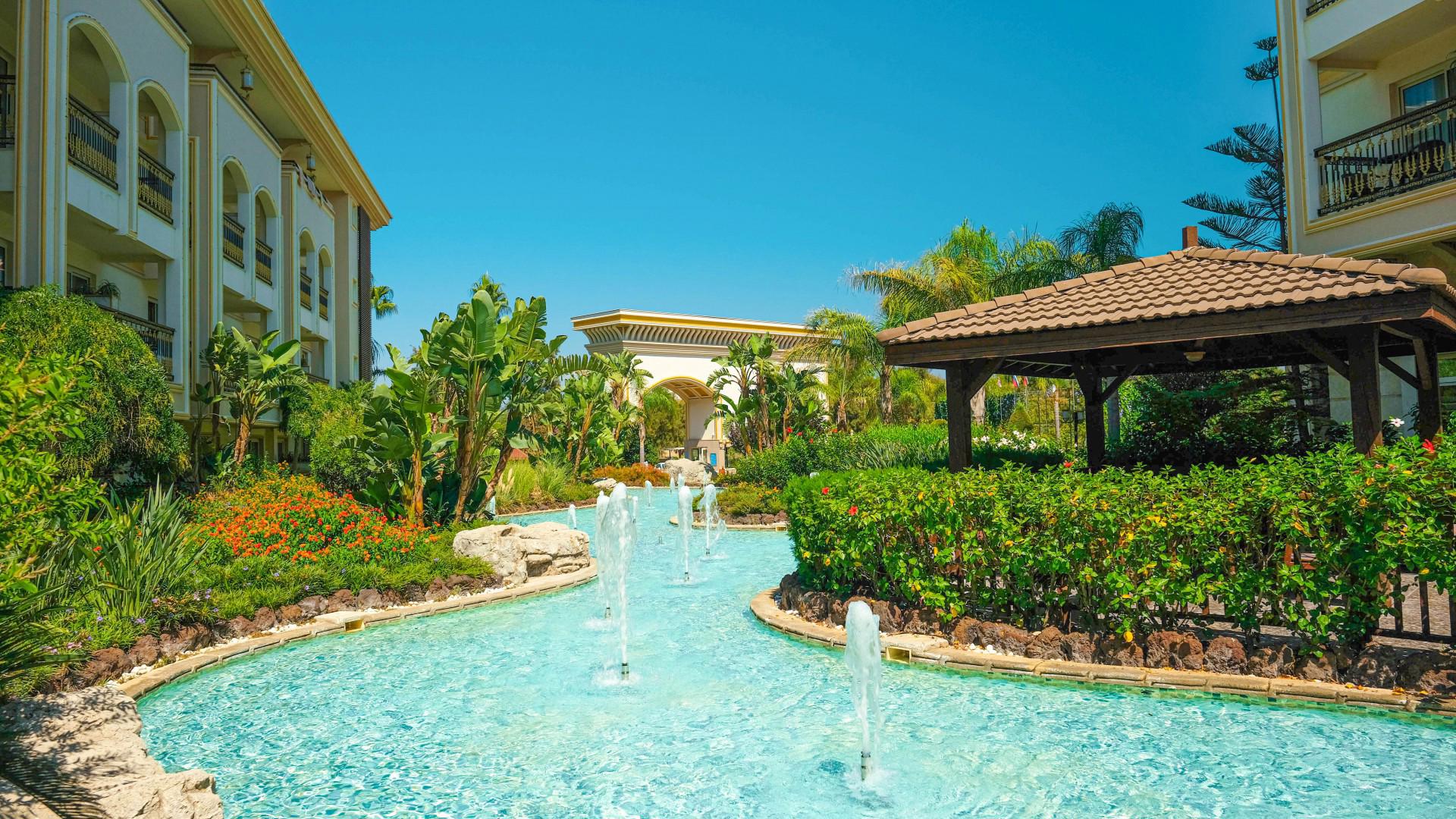 Hotel Crystal Palace Luxury Resort