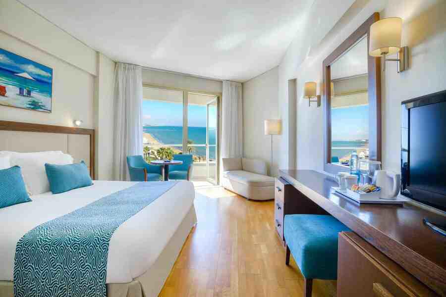 Hotel Golden Bay