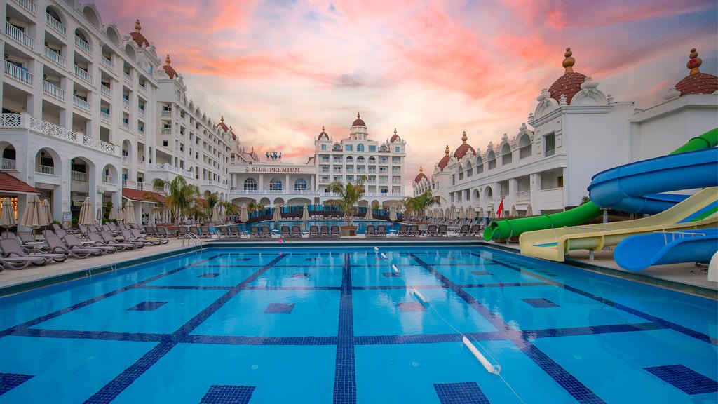Side Premium Hotel