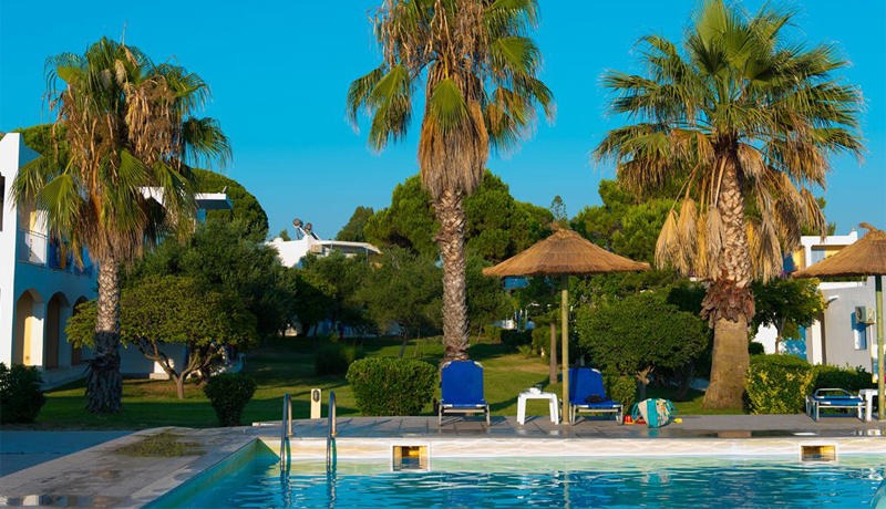 Kalogria Beach Hotel
