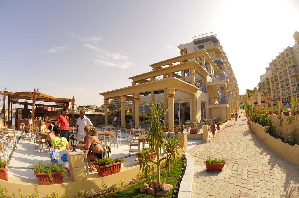 Sphinx Aqua Park Beach Resort