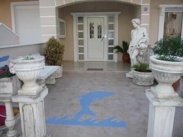 Vila Apolon
