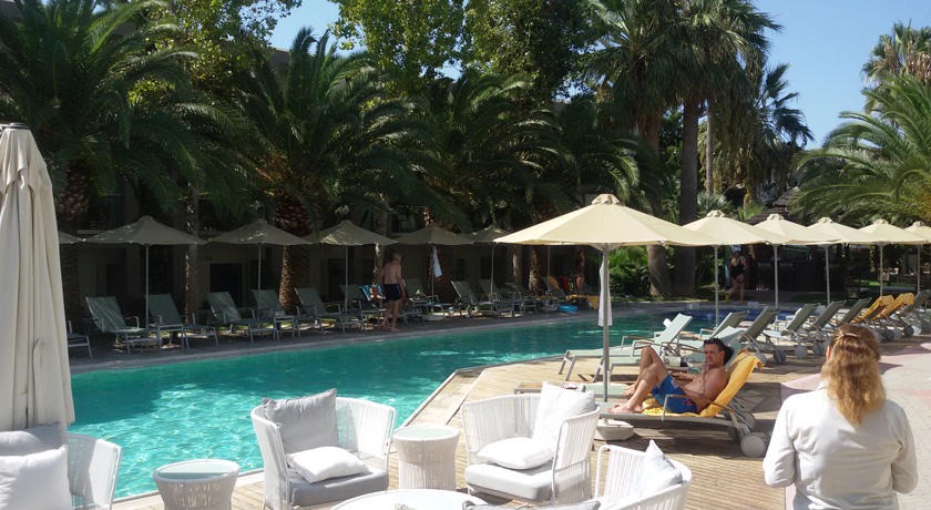 Minos Mare Royal Hotel