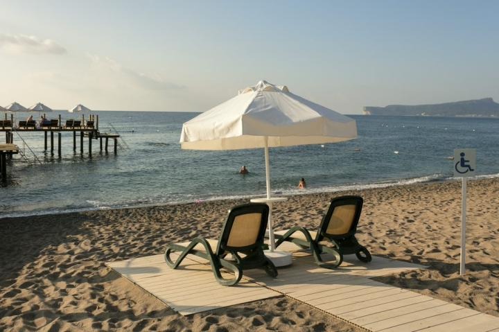 Seven Seas Hotel Life