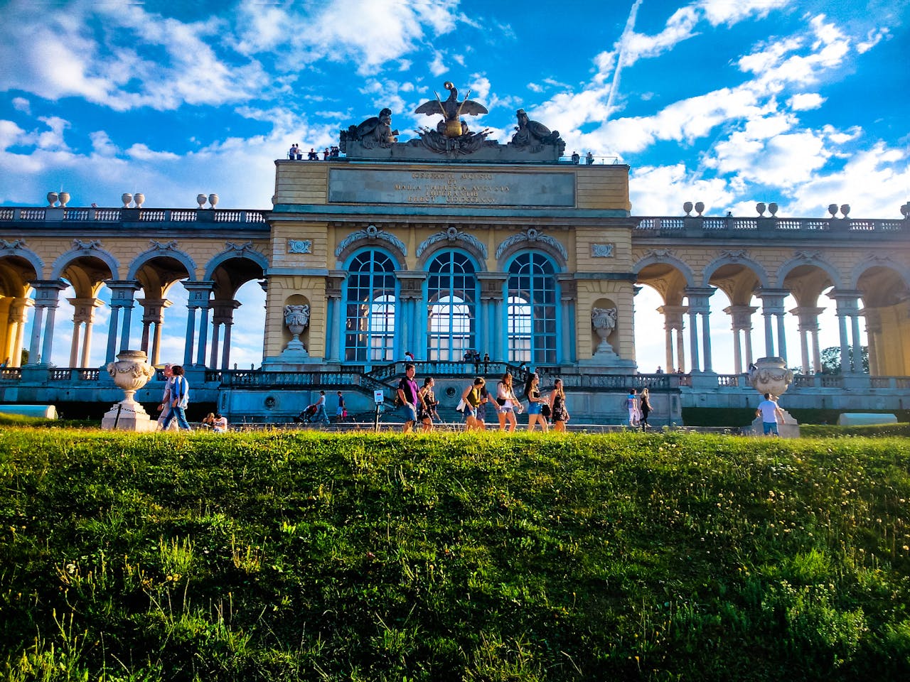 Beč -Parndorf - Bratislava