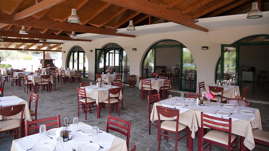 Kanali Hotel