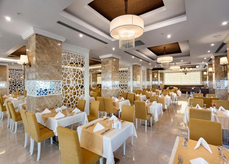 Karmir Resort and Spa