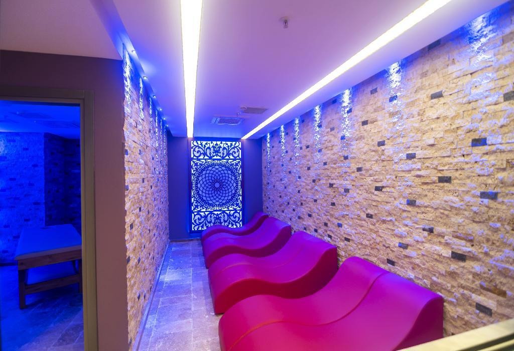 Hotel Grand Kolibri Prestige & Spa