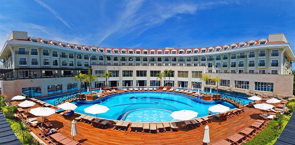 Hotel Meder Resort