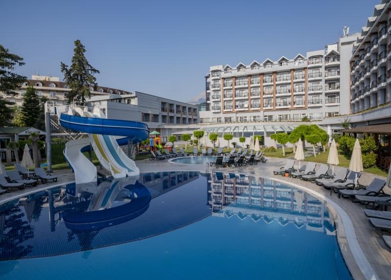 Fore Resort & Spa 