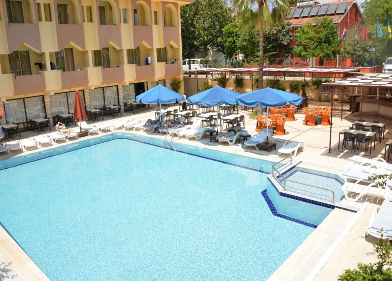 Fame Hotel