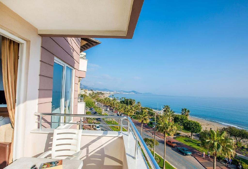Hawaii Suite Beach
