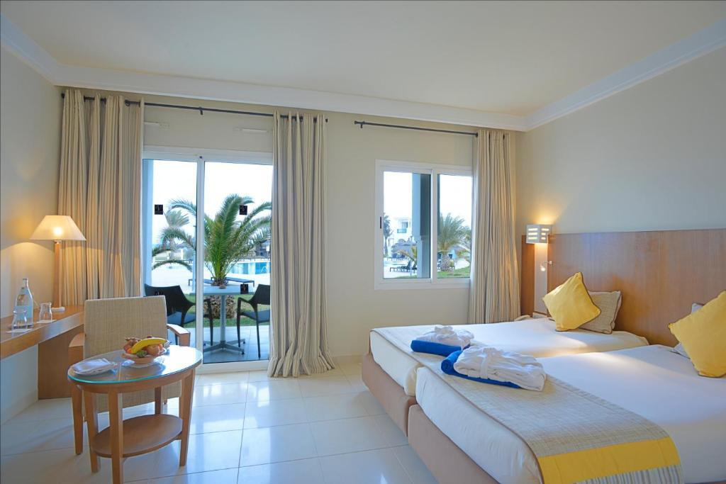 Vincci Helios Beach and Spa