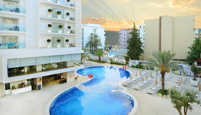 Hotel Blue Bay Platinum