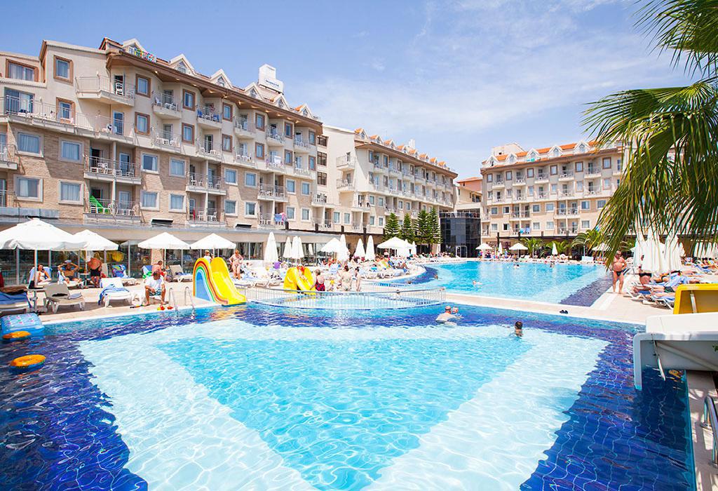 Hotel Diamond Beach Hotel & Spa