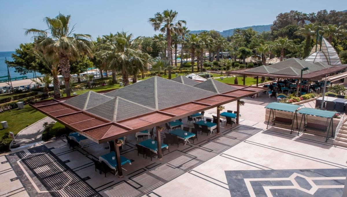 Lancora Hotel