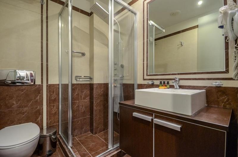 Aeolis Boutique Hotel