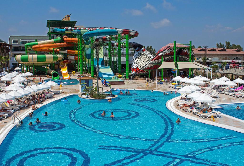 Crystal Waterworld Resort & Spa