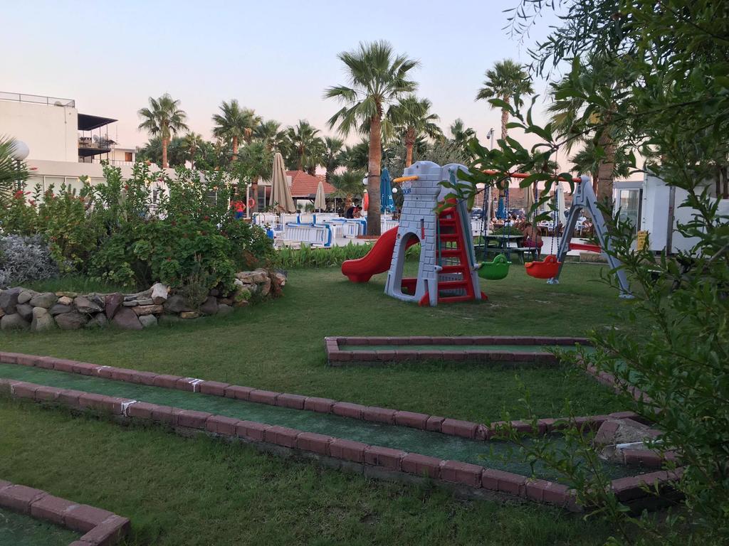Hotel Nagi Beach