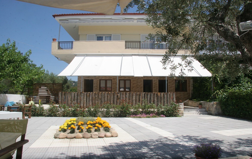Vila Fotis