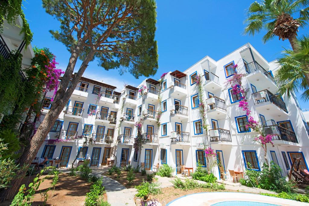 Hotel Sami Beach