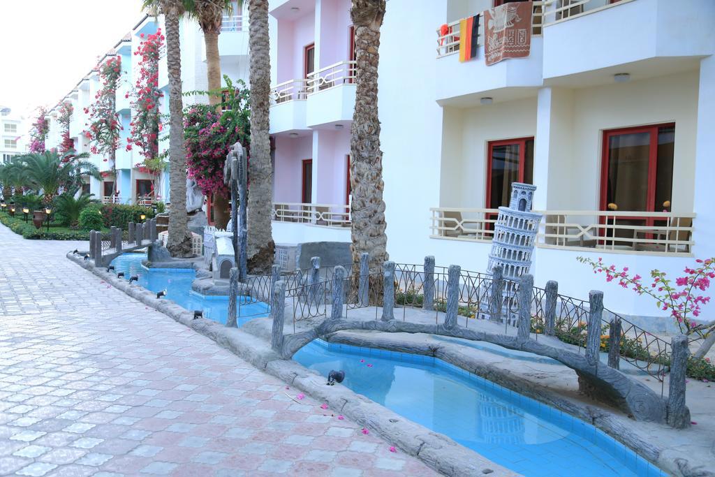 Mina Mark Resort & Spa