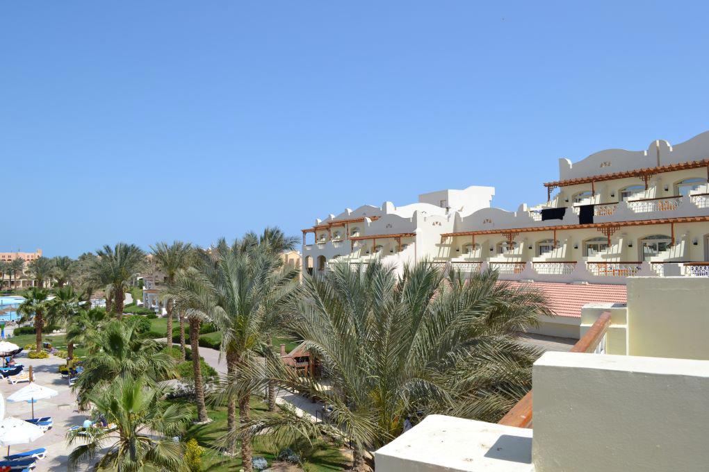 Royal Lagoons Resort & Aqua Park