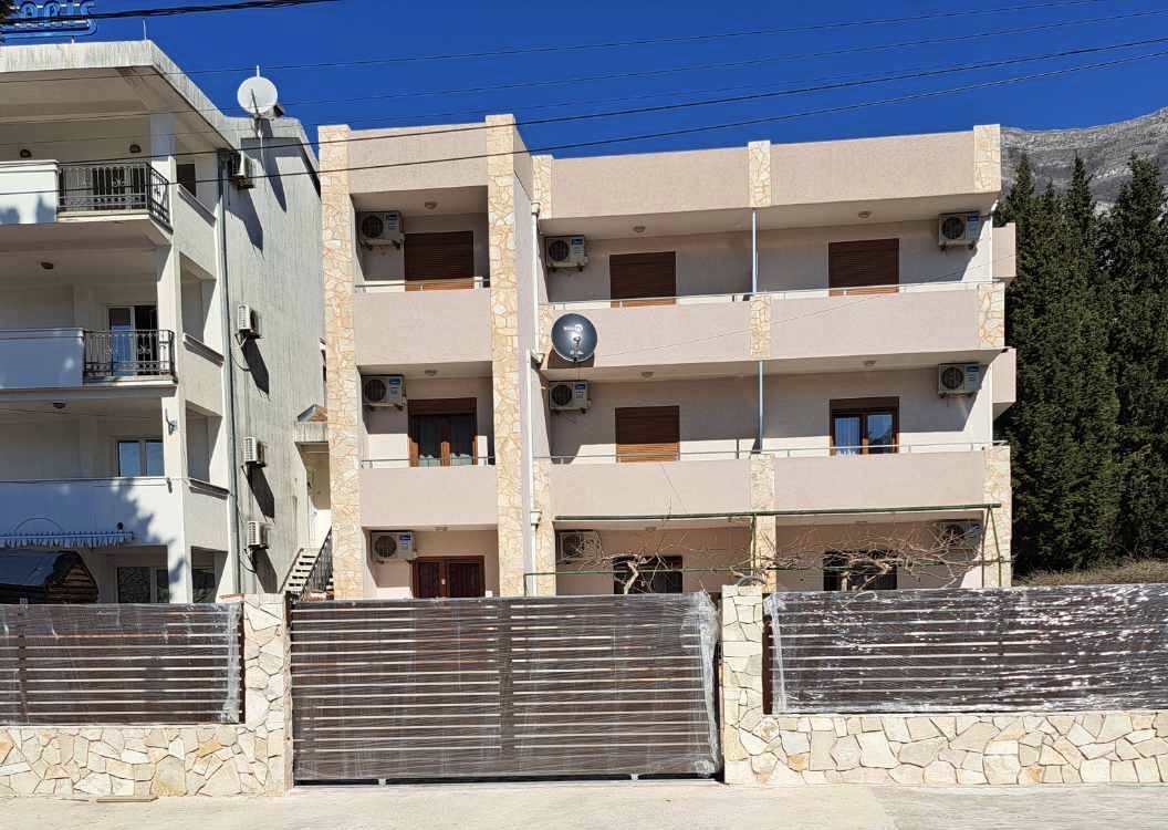 Vila Laplam ex Vila Lana