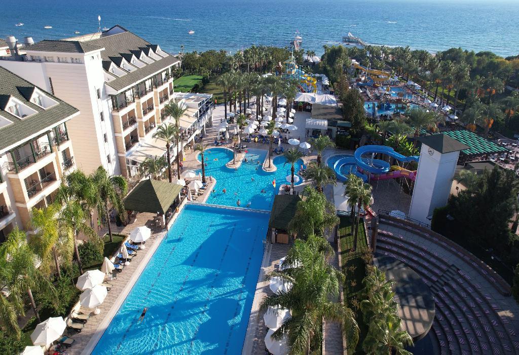 Hotel Dobedan Beach Resort Comfort
