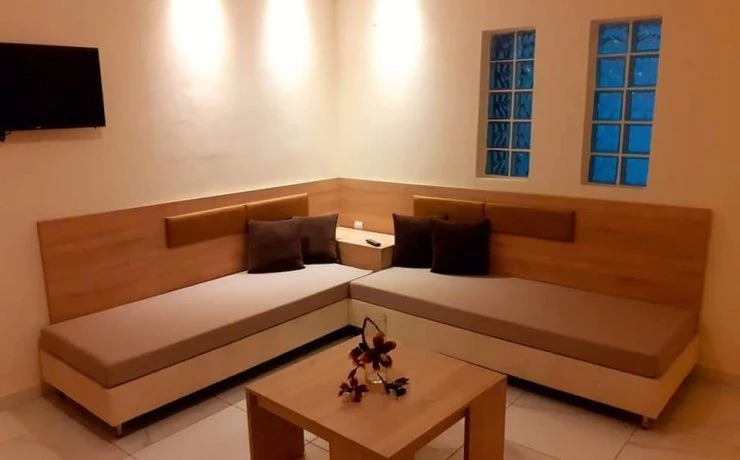 Vila Lakis 2