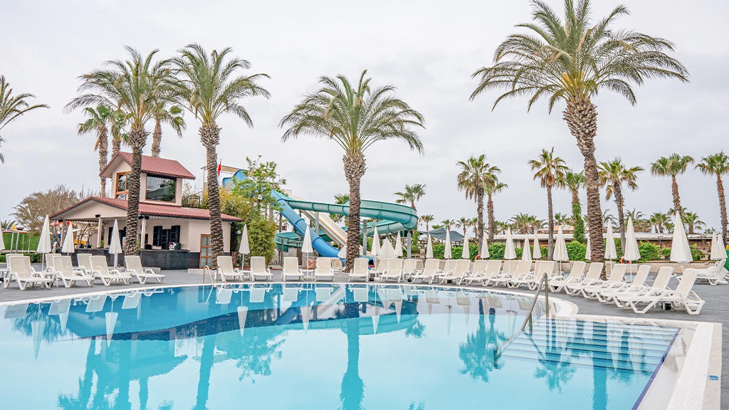 Aydinbey Famous Resort