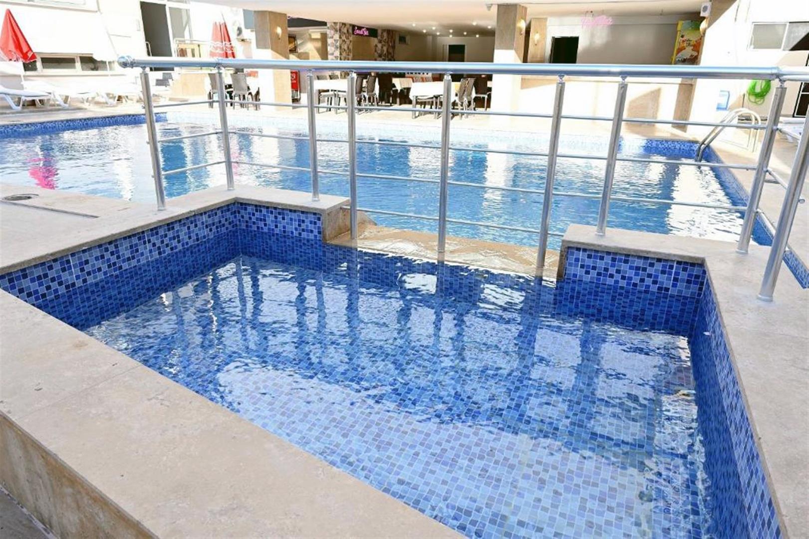 Roxx Royal Hotel