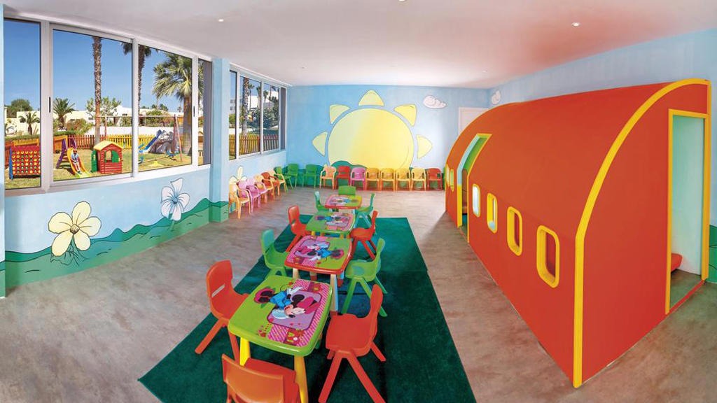 Club Tropicana